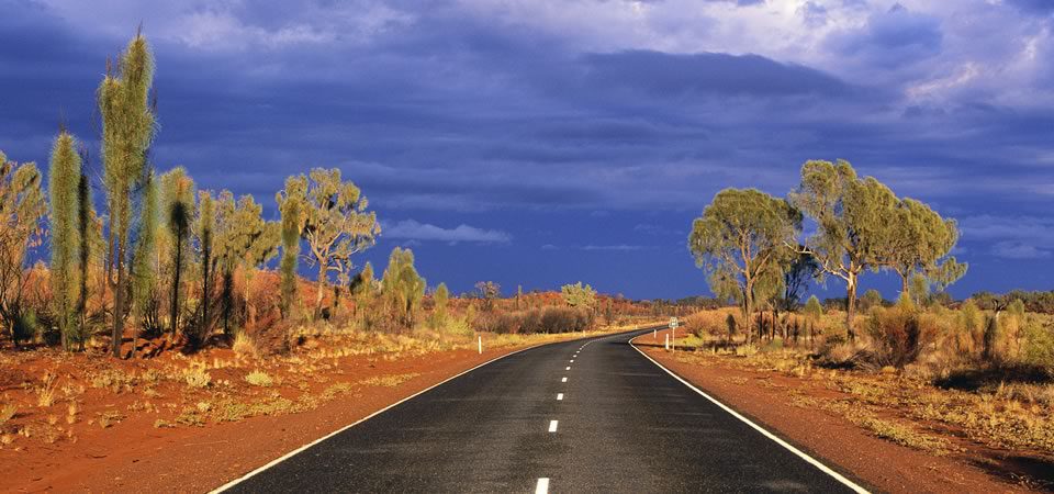 Lasseter-Highway-Northern-Territory-Australia